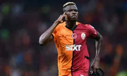 Galatasaray'da Victor Osimhen, menajeriyle özel toplantı yaptı