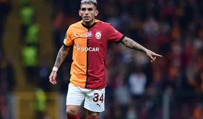 Torreira vücuduna Türk bayrağı dövmesi yaptırdı