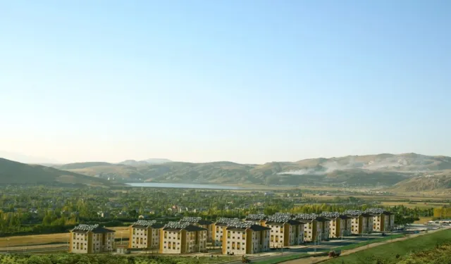 Van’ın o İlçesine yatırım müjdesi: 140 yeni konut yapılacak