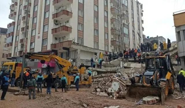 Gaziantep'te 51 kişiye mezar olan Furkan Apartmanı'nda kolon kesildiği iddiası