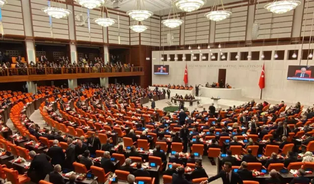 En düşük emekli maaşı 20 bin liraya yükseldi