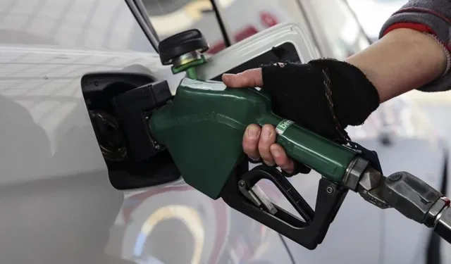 10 günde 5. zam geliyor! Akaryakıt resmen cep yakıyor, benzin ve motorin son fiyatlar